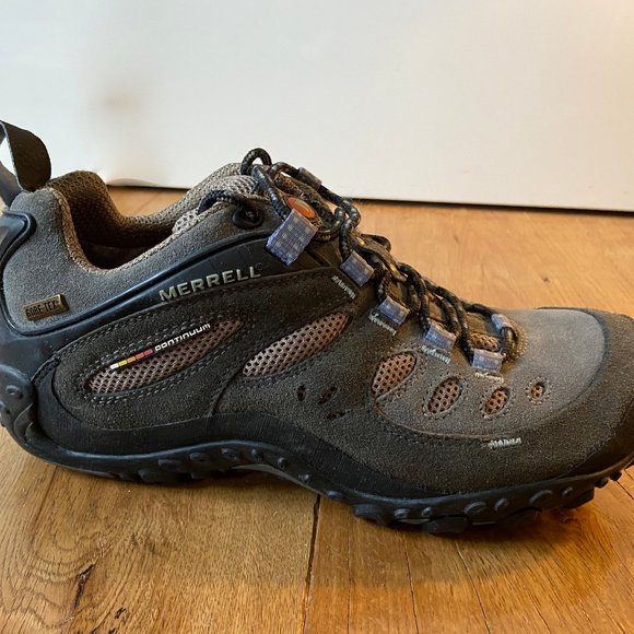 Women's Merrell Hiking Shoes - Picture 10 of 12